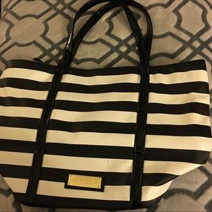 🍄*EUC* Betsey Johnson Tote